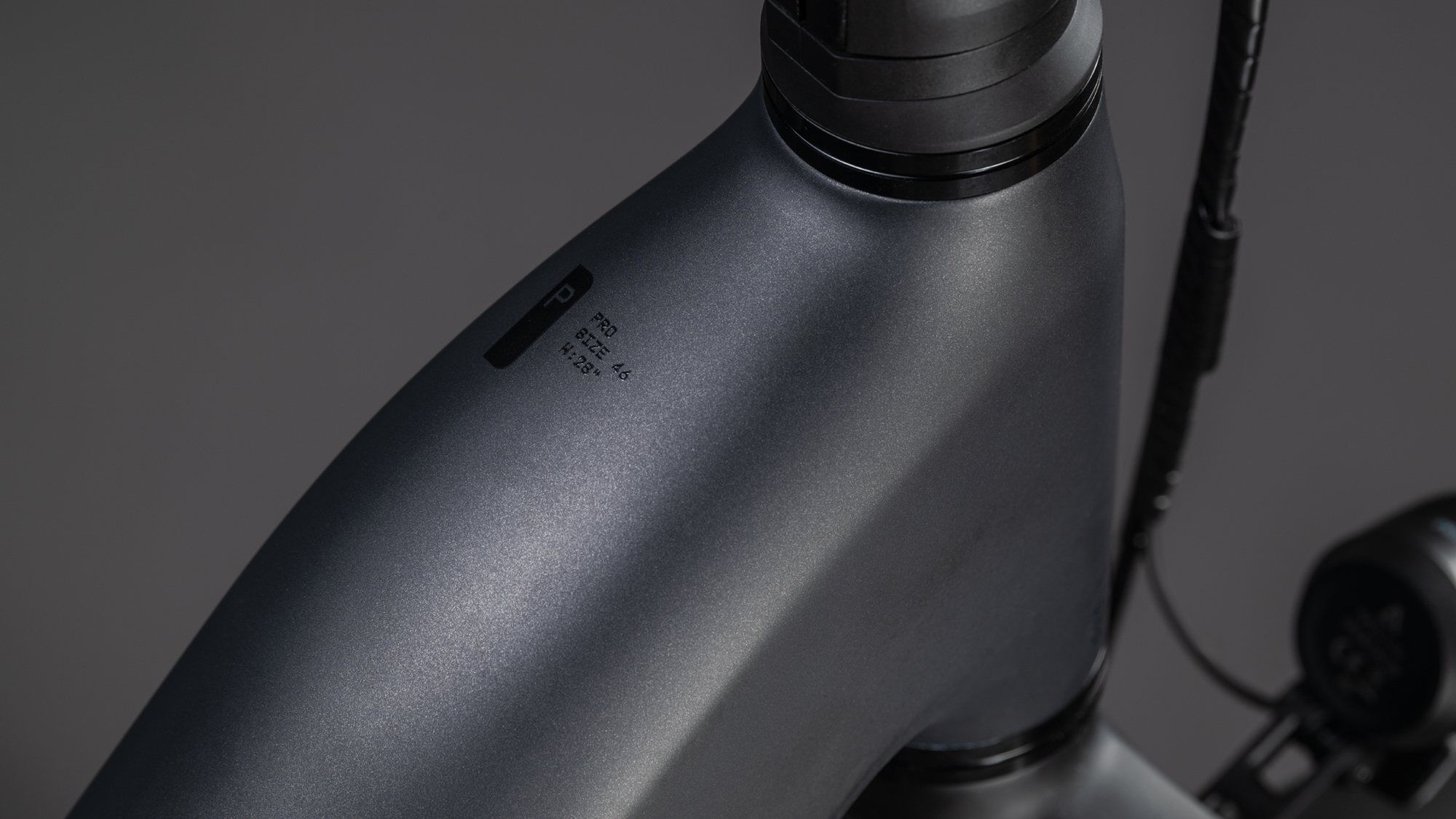 KATHMANDU HYBRID ONE11 HPC PRO 800 SLABGREY/BLACK - Image 2