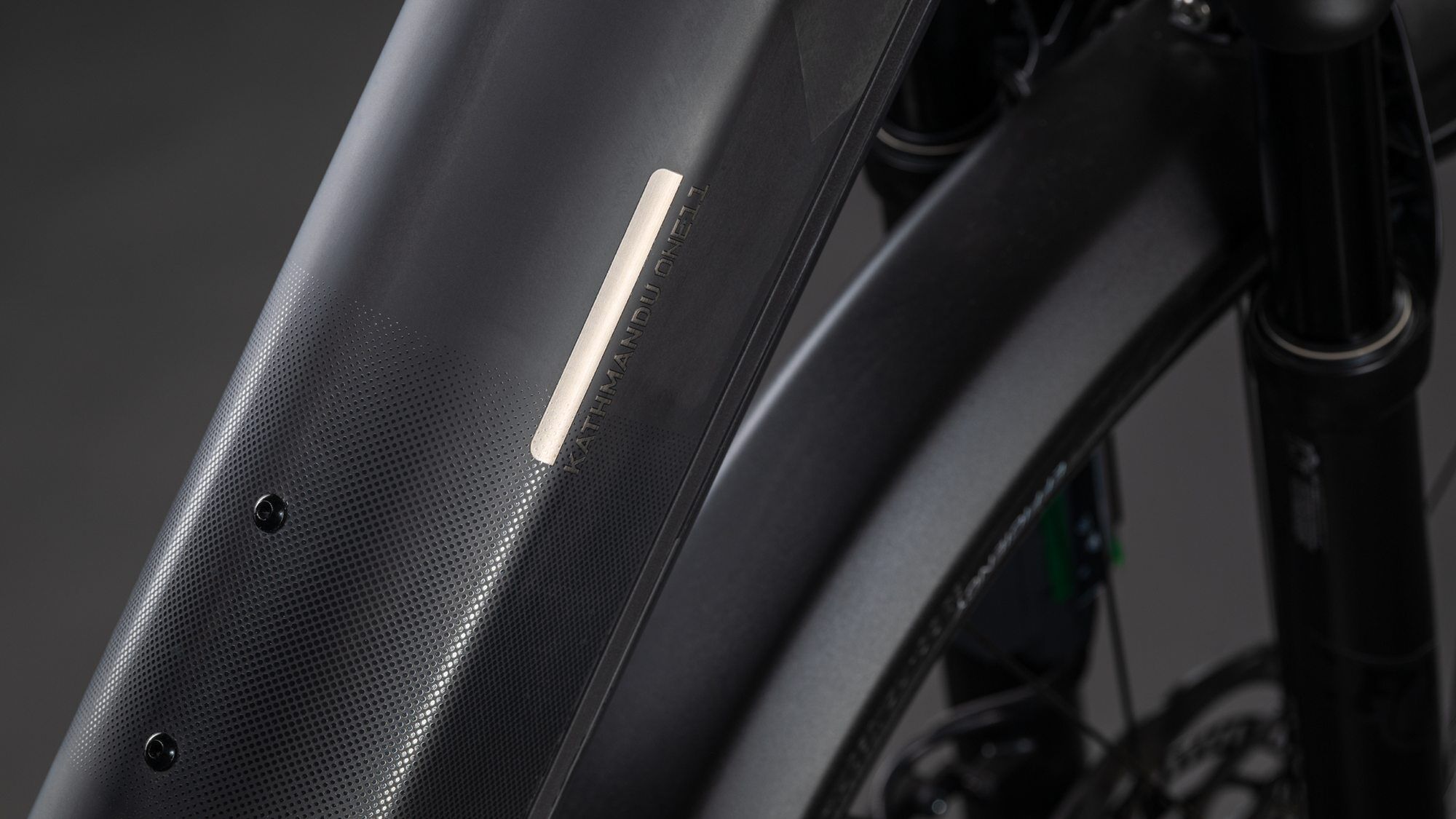 KATHMANDU HYBRID ONE11 HPC SLT 800 CARBON/SILVERDUST - Image 3